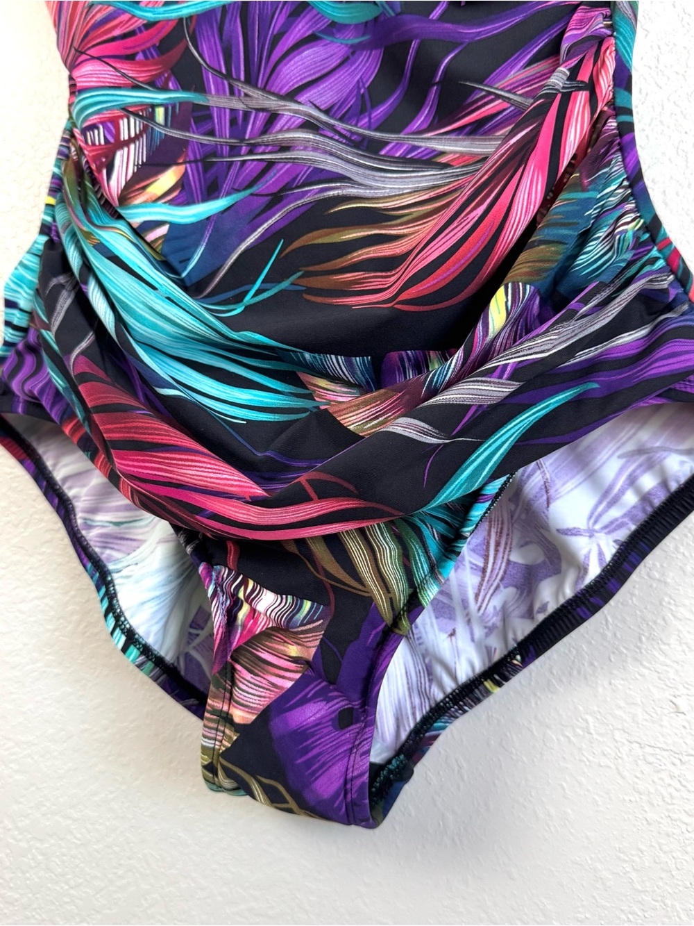 Miradonna by Miraclesuit Sz 12 One Piece Swimsuit Bahama Palms Tropical Leaves - Picture 4 of 11